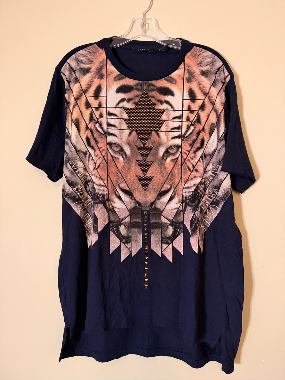 Sean John Navy Short-Sleeve Tee with Tiger Graphic